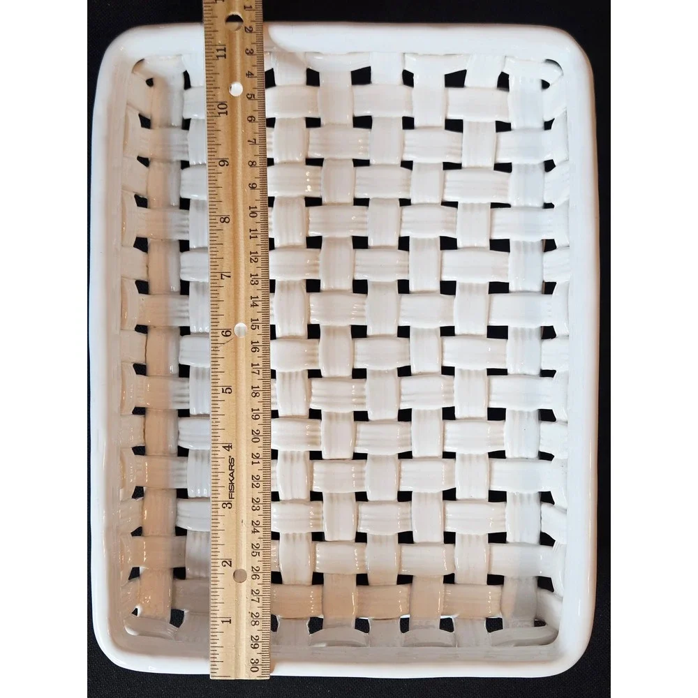 Savoir Vivre Portugal White Ceramic Cottagecore Lattice Weave Basket  9x11